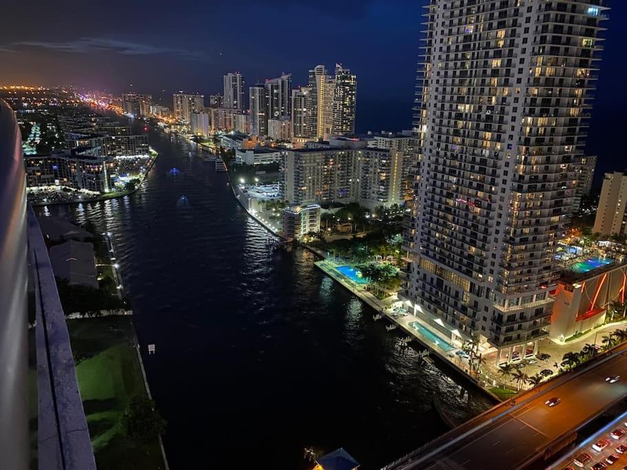 Miami Beach 1B/1B Incredible View Apartment With Kitchen Hallandale Beach Exterior foto